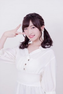 前岛亚美