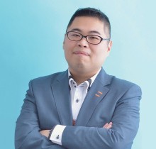 河野裕