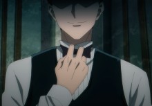 タキシードの男